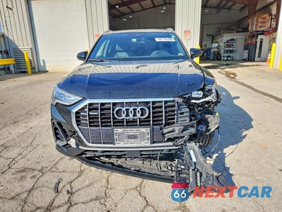Piąte zdjęcie samochodu w środku: 2019 AUDI Q3 PRESTIGE S-LINE VIN:WA1FECF37K1082508 - miniatura