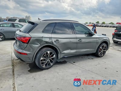 Trzecie zdjęcie samochodu z tyłu: 2024 AUDI SQ5 PREMIUM PLUS VIN:WA1B4AFY2R2084575 - miniatura