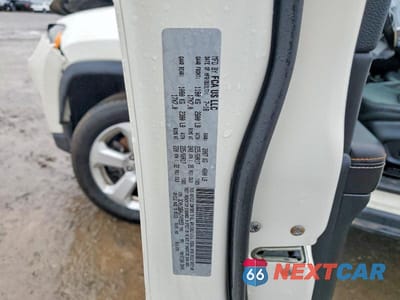 Zdjęcie 13 z 13 samochodu: 2018 JEEP COMPASS LATITUDE VIN:3C4NJDBB4JT479553 - miniatura