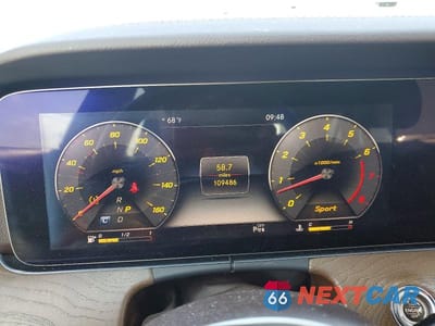 Zdjęcie 9 z 13 samochodu: 2018 MERCEDES-BENZ E 400 4MATIC VIN:WDDZH6GB9JA355910 - miniatura