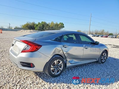 Trzecie zdjęcie samochodu z tyłu: 2018 HONDA CIVIC LX VIN:19XFC2F57JE042349 - miniatura