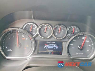 Zdjęcie 9 z 13 samochodu: 2022 CHEVROLET TAHOE C1500 VIN:1GNSCLED9NR247816 - miniatura