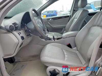 Zdjęcie 7 z 11 samochodu: 2005 MERCEDES-BENZ C 240 4MATIC VIN:WDBRF81J85F638088 - miniatura