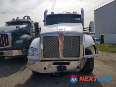 Piąte zdjęcie samochodu w środku: 2019 KENWORTH CONSTRUCTION T880 VIN:1NKZL40X1KJ242911 - miniatura