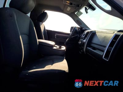 Zdjęcie 11 z 13 samochodu: 2013 RAM 1500 SLT VIN:3C6JR6EP6DG524328 - miniatura
