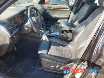 Zdjęcie 7 z 13 samochodu: 2019 BMW X3 SDRIVE30I VIN:5UXTR7C55KLF35184 - miniatura