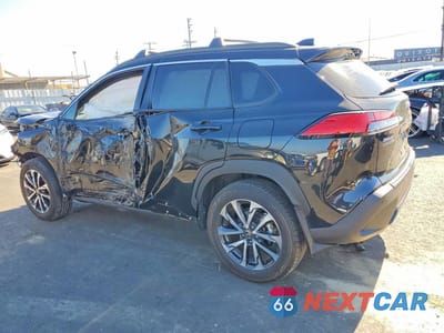 Drugie zdjęcie samochodu z przodu: 2024 TOYOTA COROLLA CROSS XLE VIN:7MUDAAAG0RV098513 - miniatura