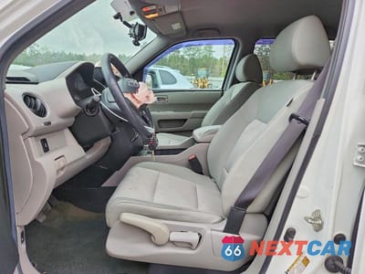 Zdjęcie 7 z 13 samochodu: 2013 HONDA PILOT LX VIN:5FNYF4H23DB055693 - miniatura