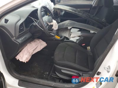 Zdjęcie 7 z 12 samochodu: 2019 HYUNDAI ELANTRA SEL VIN:5NPD84LF5KH470435 - miniatura