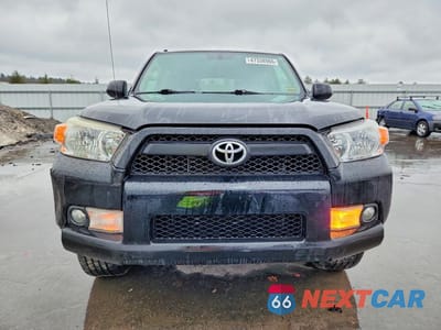 Piąte zdjęcie samochodu w środku: 2011 TOYOTA 4RUNNER SR5 VIN:JTEBU5JR9B5051277 - miniatura
