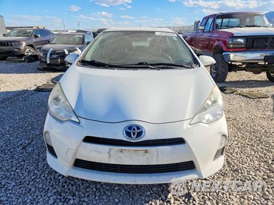 Piąte zdjęcie samochodu w środku: 2012 TOYOTA PRIUS C TWO VIN:JTDKDTB32C1501119 - miniatura