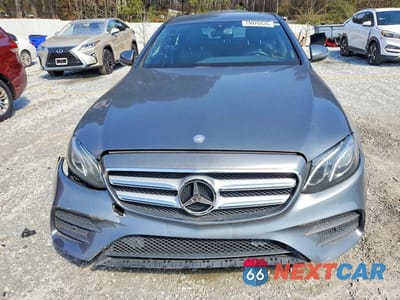 Piąte zdjęcie samochodu w środku: 2017 MERCEDES-BENZ E 300 4MATIC VIN:WDDZF4KBXHA030890 - miniatura