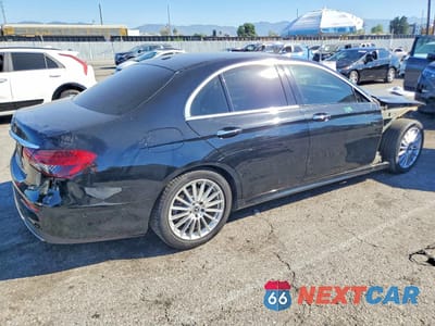 Trzecie zdjęcie samochodu z tyłu: 2021 MERCEDES-BENZ E 350 VIN:W1KZF8DBXMA999331 - miniatura