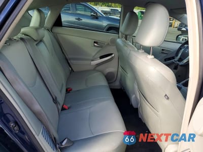 Zdjęcie 10 z 12 samochodu: 2014 TOYOTA PRIUS FOUR VIN:JTDKN3DU2E0374142 - miniatura