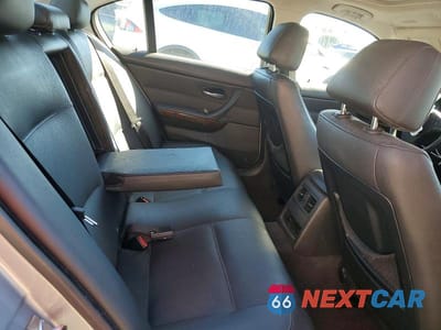 Zdjęcie 10 z 11 samochodu: 2006 BMW 325 XI VIN:WBAVD13526KV12439 - miniatura