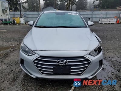 Piąte zdjęcie samochodu w środku: 2018 HYUNDAI ELANTRA SE VIN:KMHD74LFXJU586023 - miniatura