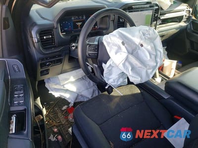 Zdjęcie 8 z 12 samochodu: 2024 FORD F150 FX4 VIN:1FTFW3L89RKE45771 - miniatura