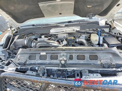 Zdjęcie 11 z 12 samochodu: 2017 CHEVROLET SILVERADO K2500 HEAVY DUTY VIN:1GC1KUEY5HF191704 - miniatura