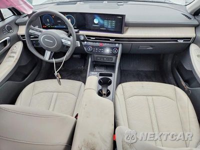 Zdjęcie 8 z 12 samochodu: 2025 HYUNDAI SONATA HYBRID LIMITED VIN:KMHL54JJ6SA122125 - miniatura