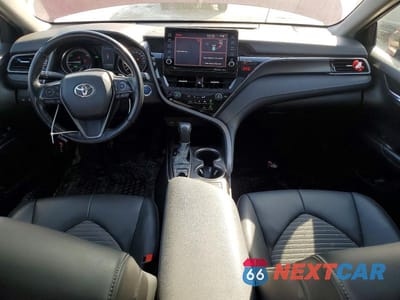 Zdjęcie 8 z 12 samochodu: 2022 TOYOTA CAMRY XLE VIN:4T1B21HK4NU017913 - miniatura
