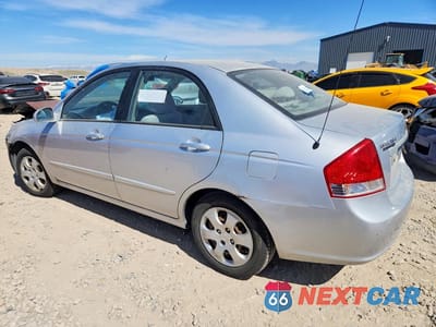 Drugie zdjęcie samochodu z przodu: 2007 KIA SPECTRA LX VIN:KNAFE121875442753 - miniatura