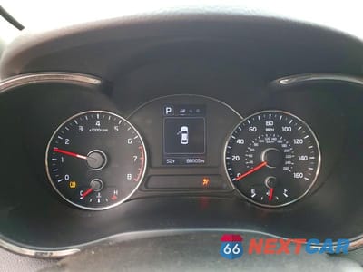 Zdjęcie 9 z 11 samochodu: 2018 KIA FORTE LX VIN:3KPFK4A7XJE283975 - miniatura