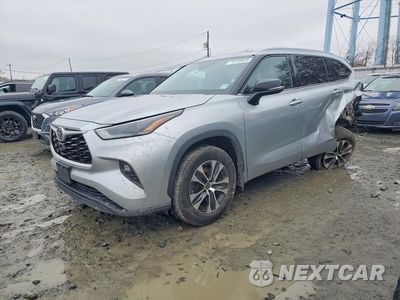 2022 TOYOTA HIGHLANDER XLE 5TDHZRBH6NS177642 - główne zdjęcie licytacji z USA - miniatura