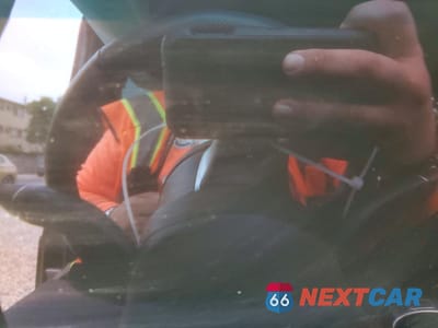 Zdjęcie 9 z 14 samochodu: 2025 MERCEDES-BENZ G 580E VIN:W1NWM0AB3SX039800 - miniatura