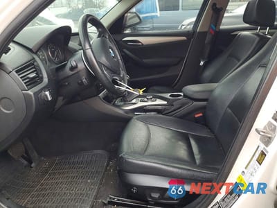 Zdjęcie 7 z 11 samochodu: 2013 BMW X1 XDRIVE28I VIN:WBAVL1C50DVR82919 - miniatura