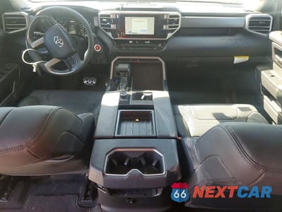 Zdjęcie 8 z 11 samochodu: 2024 TOYOTA TUNDRA SR5 VIN:5TFLA5AB7RX040135 - miniatura