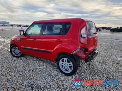 Drugie zdjęcie samochodu z przodu: 2011 KIA SOUL + VIN:KNDJT2A27B7218552 - miniatura