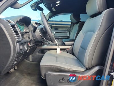Zdjęcie 7 z 13 samochodu: 2021 RAM 1500 BIG HORN VIN:1C6RREFT2MN574269 - miniatura