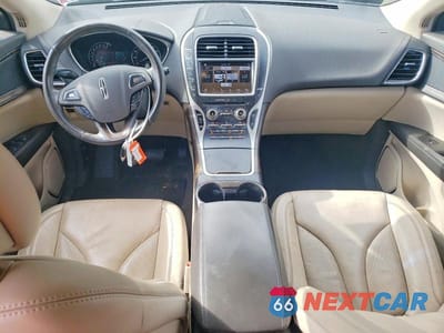 Zdjęcie 8 z 12 samochodu: 2016 LINCOLN MKX SELECT VIN:2LMTJ6KR9GBL47411 - miniatura