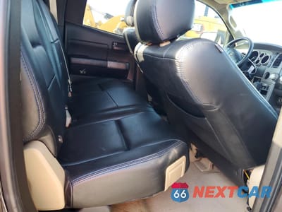 Zdjęcie 10 z 12 samochodu: 2010 TOYOTA TUNDRA GRADE VIN:5TFRY5F17AX095176 - miniatura