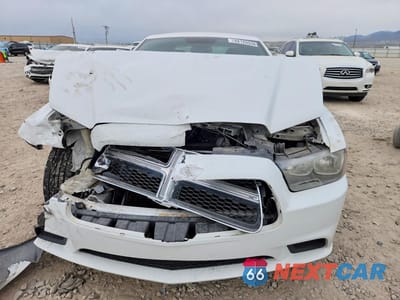 Piąte zdjęcie samochodu w środku: 2011 DODGE CHARGER VIN:2B3CL3CG6BH577503 - miniatura