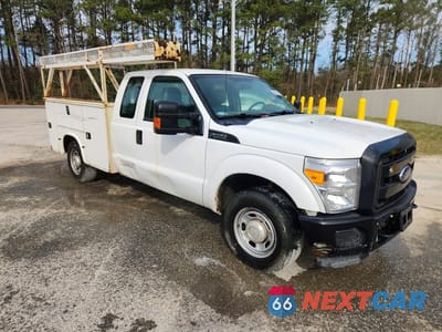 Czwarte zdjęcie samochodu z boku: 2015 FORD F350 SUPER DUTY VIN:1FD8X3A63FEC57518 - miniatura
