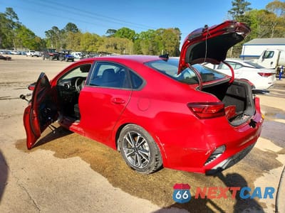 Drugie zdjęcie samochodu z przodu: 2023 KIA FORTE LXS VIN:3KPF24AD1PE656593 - miniatura