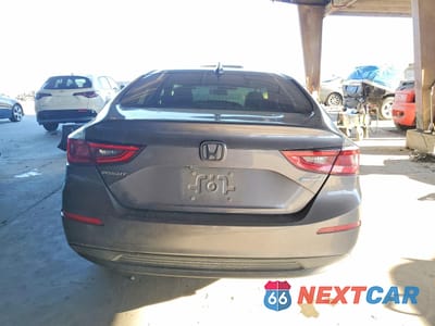 Zdjęcie 6 z 13 samochodu: 2019 HONDA INSIGHT EX VIN:19XZE4F54KE016327 - miniatura
