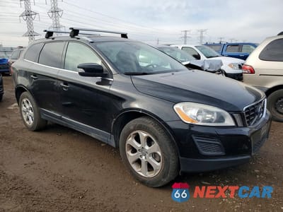 Czwarte zdjęcie samochodu z boku: 2013 VOLVO XC60 3.2 VIN:YV4952DZ0D2429188 - miniatura