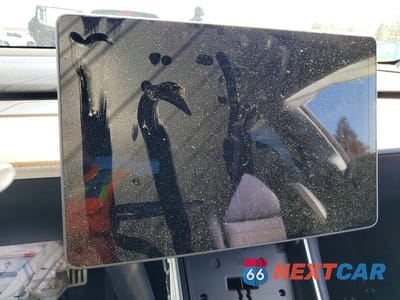 Zdjęcie 9 z 11 samochodu: 2018 TESLA MODEL 3 VIN:5YJ3E1EB2JF072853 - miniatura