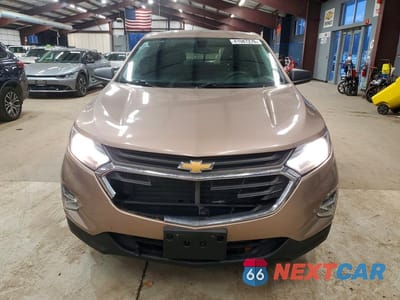 Piąte zdjęcie samochodu w środku: 2018 CHEVROLET EQUINOX LS VIN:2GNAXREV5J6255574 - miniatura