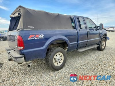 Trzecie zdjęcie samochodu z tyłu: 2005 FORD F250 SUPER DUTY VIN:1FTSX21535EC63281 - miniatura