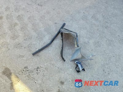 Zdjęcie 12 z 12 samochodu: 2011 BMW 328 XI SULEV VIN:WBAPK5G58BNN30730 - miniatura