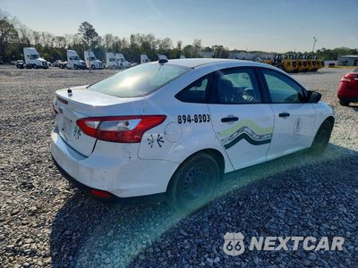 Trzecie zdjęcie samochodu z tyłu: 2012 FORD FOCUS S VIN:1FAHP3E27CL132191 - miniatura