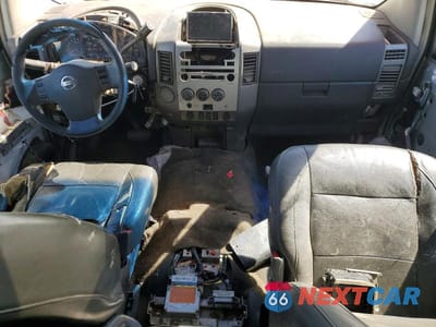 Zdjęcie 8 z 11 samochodu: 2005 NISSAN TITAN XE VIN:1N6AA07A95N521113 - miniatura