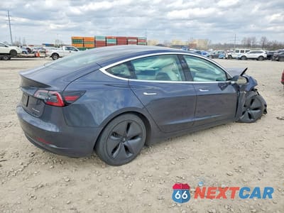 Trzecie zdjęcie samochodu z tyłu: 2020 TESLA MODEL 3 VIN:5YJ3E1EB9LF522081 - miniatura
