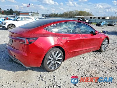 Trzecie zdjęcie samochodu z tyłu: 2024 TESLA MODEL 3 VIN:5YJ3E1EA7RF737555 - miniatura