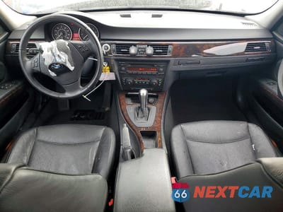 Zdjęcie 8 z 11 samochodu: 2006 BMW 325 I VIN:WBAVB13506PT23281 - miniatura