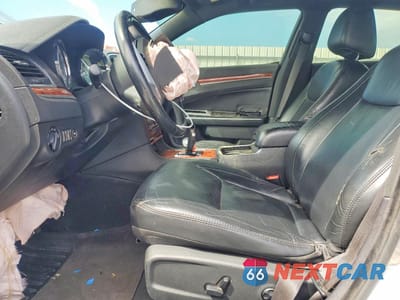 Zdjęcie 7 z 13 samochodu: 2013 CHRYSLER 300 VIN:2C3CCAAG5DH572337 - miniatura