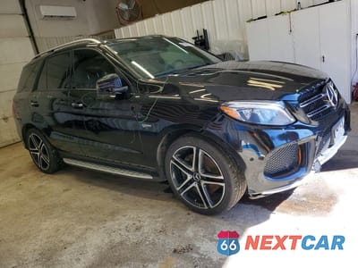 Czwarte zdjęcie samochodu z boku: 2018 MERCEDES-BENZ GLE 43 AMG VIN:4JGDA6EB0JB071051 - miniatura